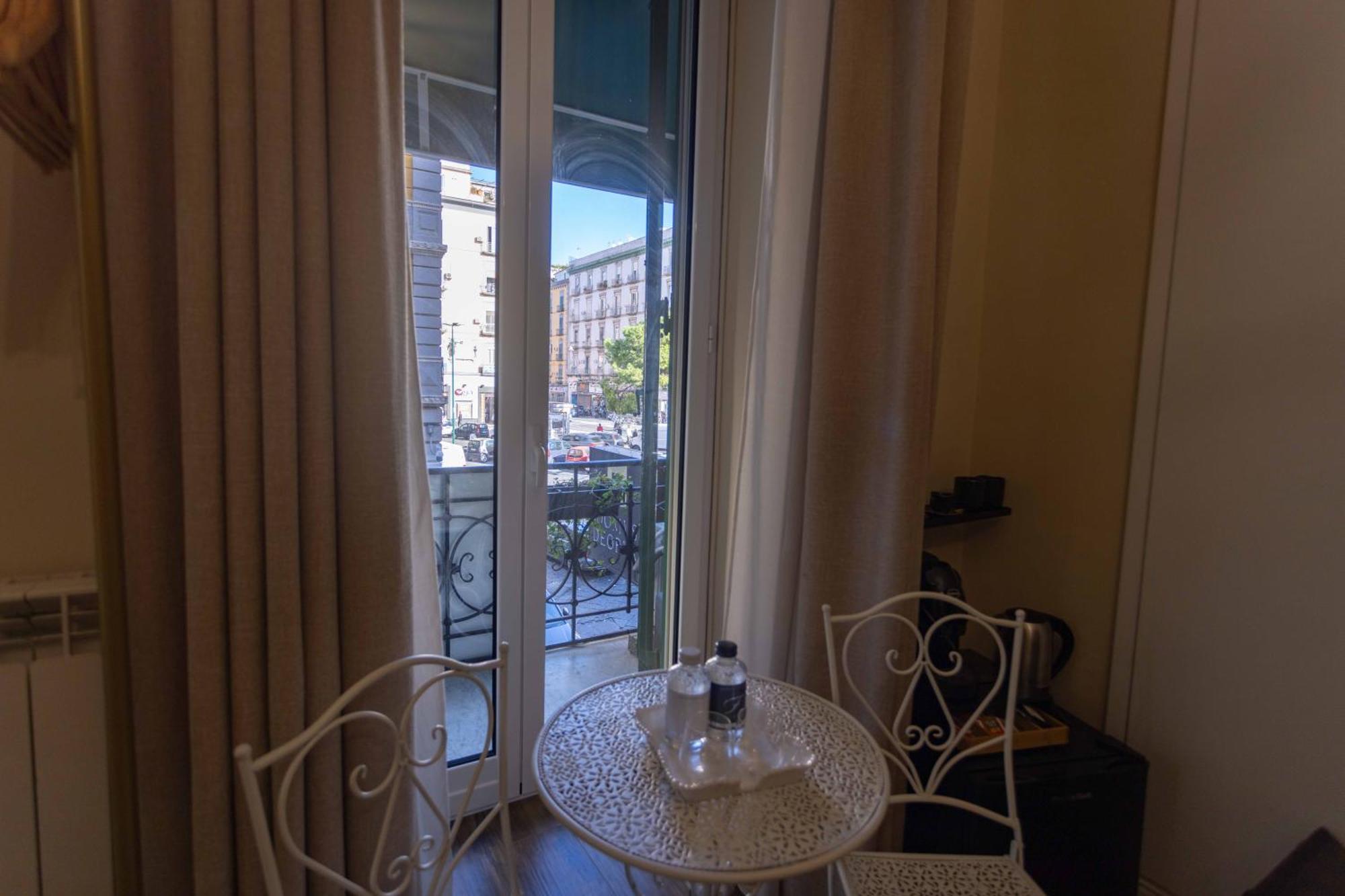 Domus Deorum Deluxe Napoli Eksteriør bilde